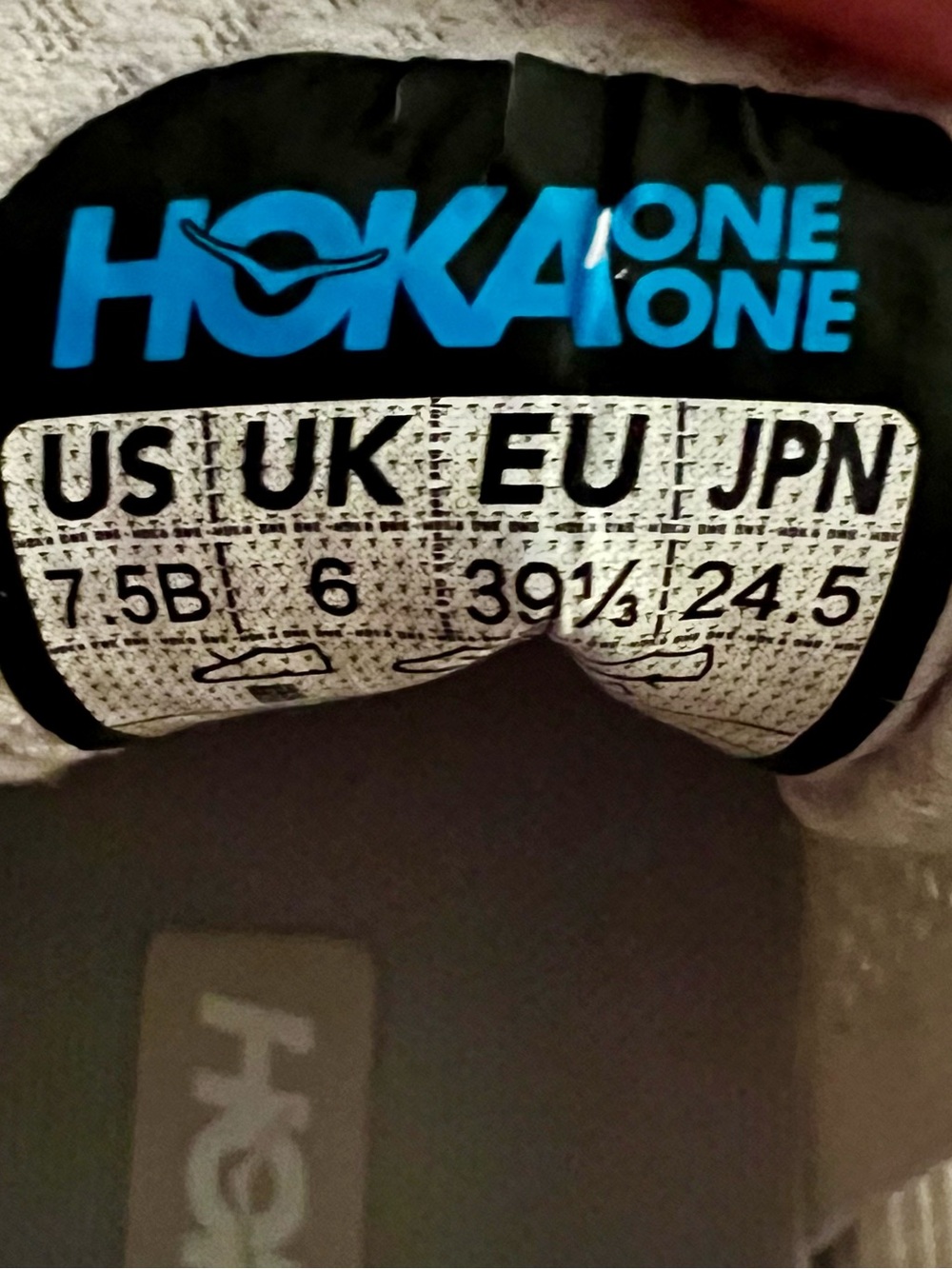 Hoka W Clifton 9 Women's Sneakers white with silver and gray accent - Picture 8 of 10